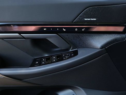 New 2027 BMW 530i w/ Premium Package RWD image 13