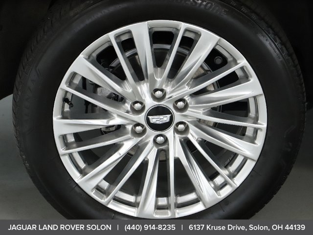 Used 2025 Cadillac Escalade Premium Luxury AWD/4WD image 43