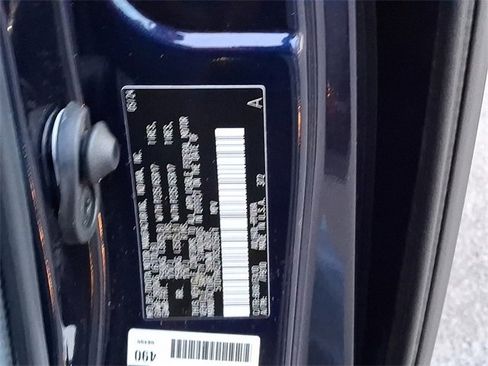 Used 2024 Toyota Sienna XLE image 30