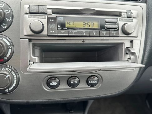 Used 2005 Honda Civic Hybrid Sedan image 24