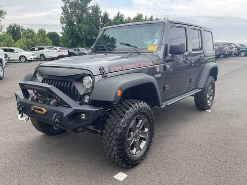 Used 2017 Jeep Wrangler Unlimited Rubicon AWD/4WD image 2