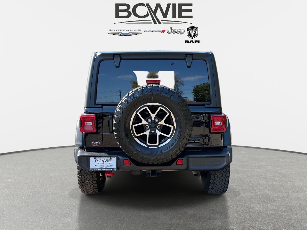 Used 2026 Jeep Wrangler Unlimited Rubicon AWD/4WD image 3