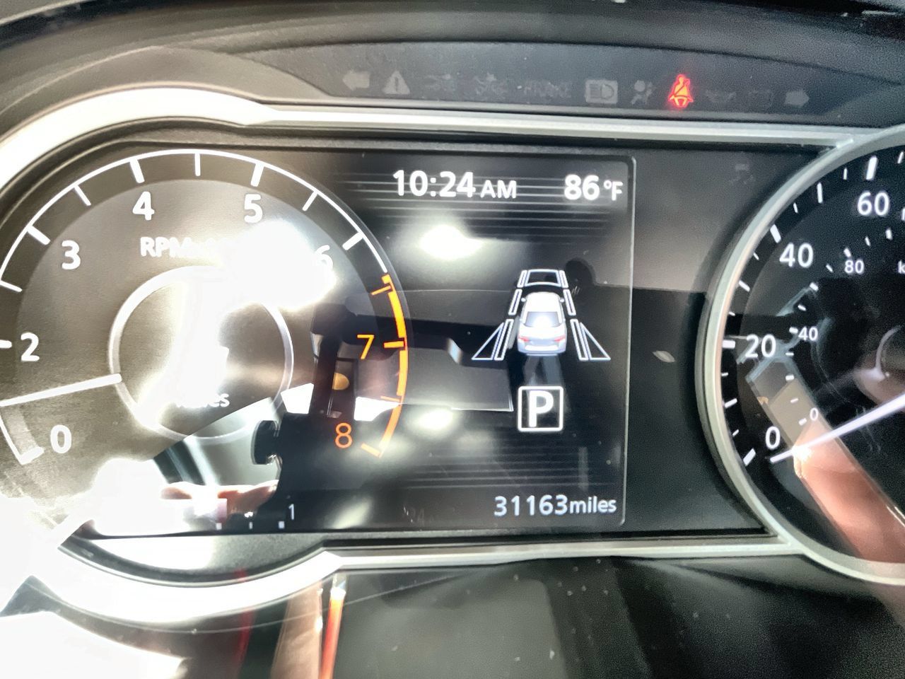 Used 2024 Nissan Versa SR FWD image 12