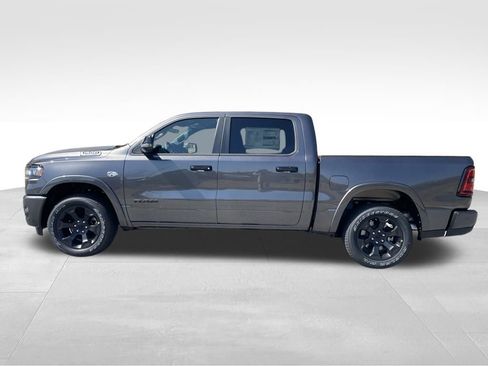 New 2026 RAM 1500 4x4 Crew Cab image 8