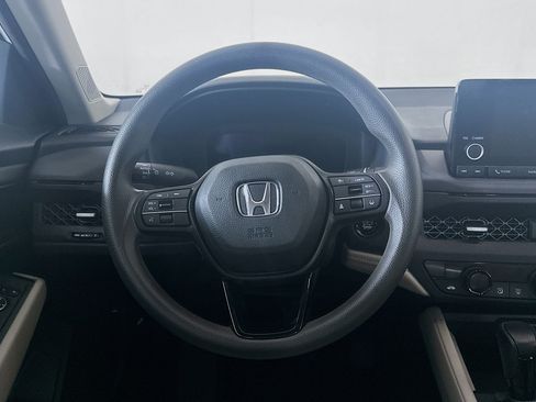 Used 2023 Honda Accord EX image 18