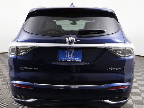 Used 2023 Buick Enclave Avenir AWD/4WD image 18