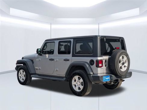 Used 2020 Jeep Wrangler Unlimited Sport S AWD/4WD image 3