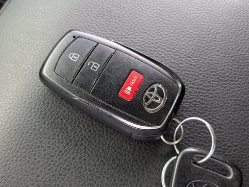 Used 2024 Toyota Tacoma SR RWD image 29