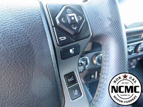 Used 2021 Toyota Tacoma TRD Sport image 38