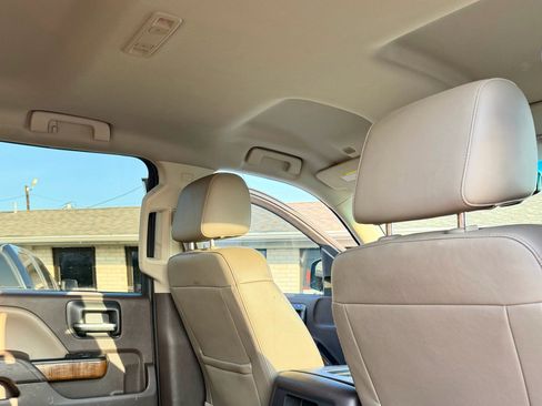 Used 2017 GMC Sierra 1500 SLT w/ SLT Premium Package image 6