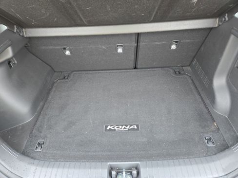 Used 2022 Hyundai Kona SE image 14