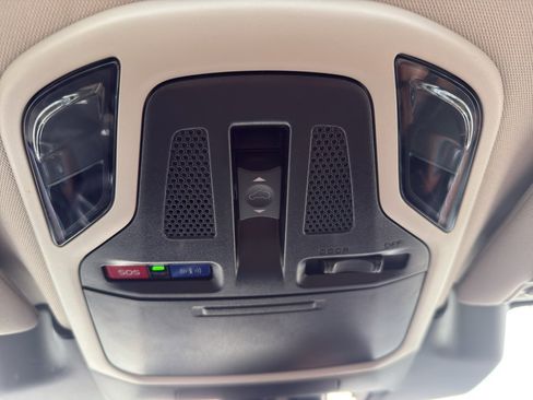 Used 2025 Subaru Outback Touring image 24