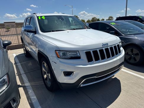 Used 2014 Jeep Grand Cherokee Limited w/ Luxury Group II AWD/4WD image 5