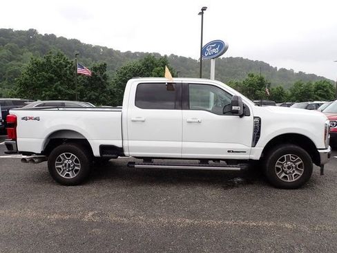 Certified 2026 Ford F250 Lariat AWD/4WD image 9