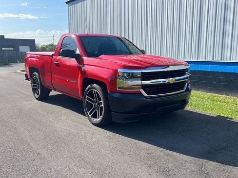 Used 2017 Chevrolet Silverado 1500 W/T RWD image 3