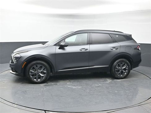 Used 2023 Kia Sportage SX Prestige image 2