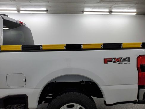 New 2026 Ford F250 XLT w/ XLT Premium Package AWD/4WD image 8