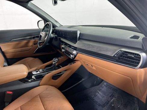 Used 2024 Kia Telluride SX X-Line AWD/4WD image 32
