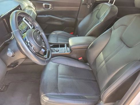 Used 2021 Kia Sorento S w/ Panoramic Sunroof Package FWD image 9