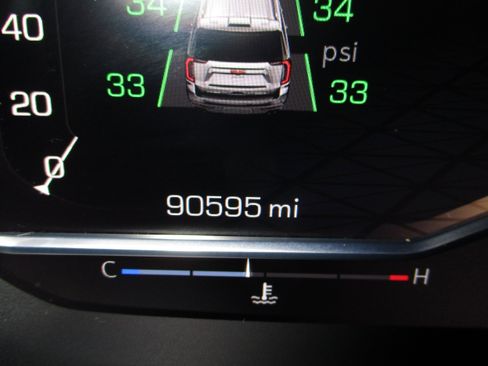 Used 2022 GMC Yukon XL Denali w/ Max Trailering Package image 17