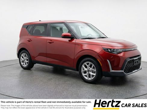 Used 2025 Kia Soul LX w/ LX Technology Package image 1