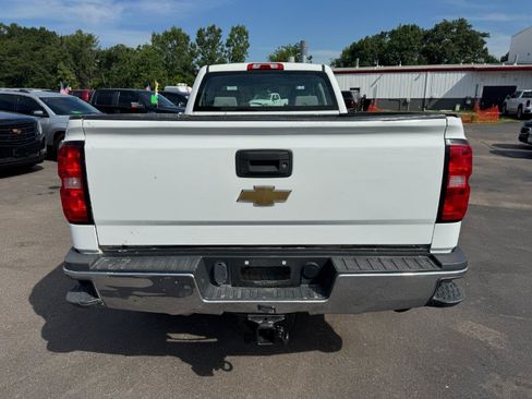 Used 2016 Chevrolet Silverado 2500 W/T AWD/4WD image 4