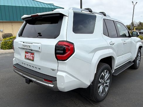 New 2026 Toyota 4Runner Limited AWD/4WD image 3