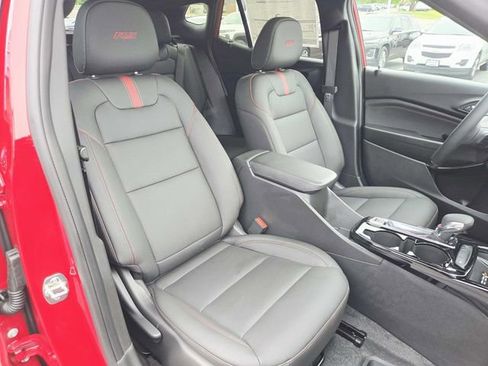 New 2026 Chevrolet Trax RS w/ Sunroof Package FWD image 13