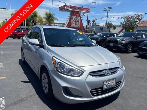 Used 2016 Hyundai Accent SE w/ Option Group 02 FWD image 2