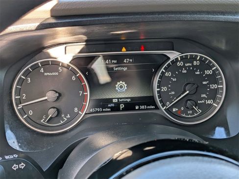 Used 2022 Nissan Rogue SV image 12