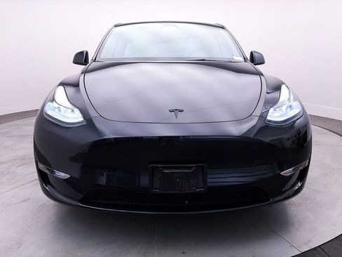 Used 2024 Tesla Model Y Performance AWD/4WD image 19