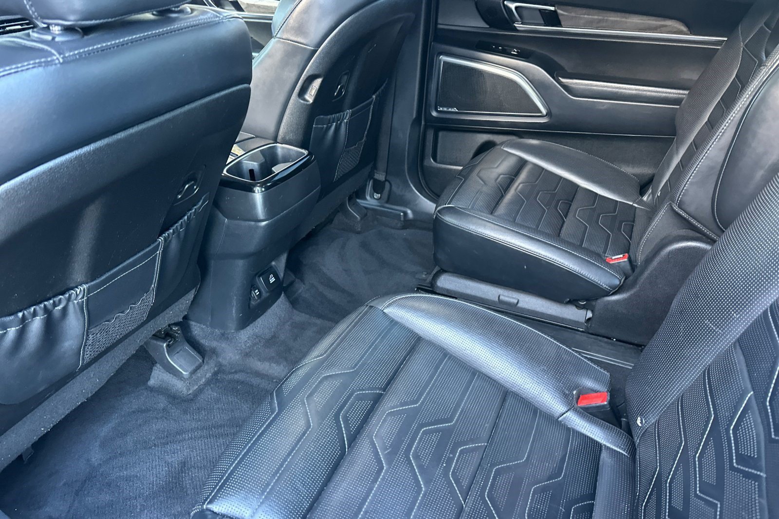 Used 2020 Kia Telluride SX w/ SX Prestige Package AWD/4WD image 29