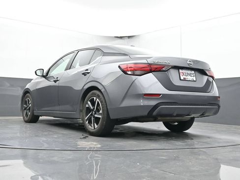 Used 2024 Nissan Sentra SV FWD image 40