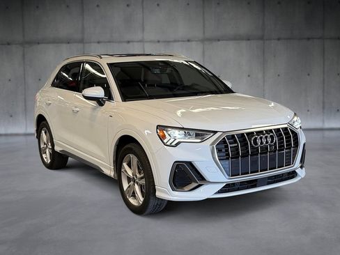 Used 2024 Audi Q3 2.0T Premium Plus w/ Premium Plus Package AWD/4WD image 7