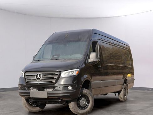 New 2026 Mercedes-Benz Sprinter 2500 image 1