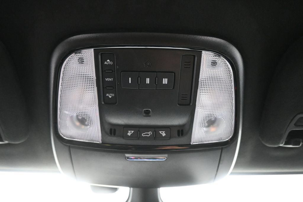 Used 2024 Dodge Durango R/T AWD/4WD image 25