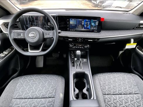New 2026 Nissan Kicks SV FWD image 5