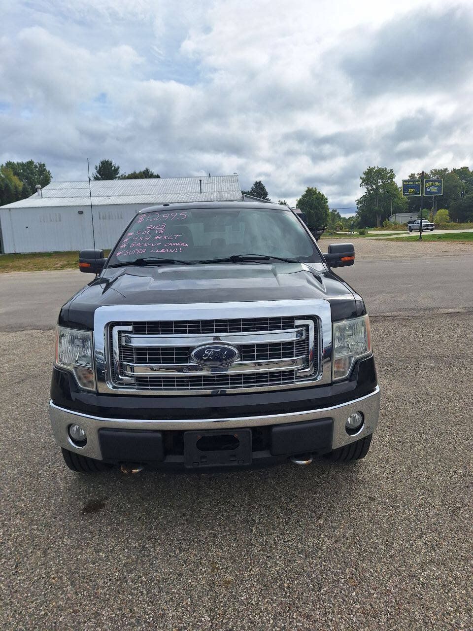 Used 2013 Ford F150 XLT w/ Luxury Equipment Group AWD/4WD image 2