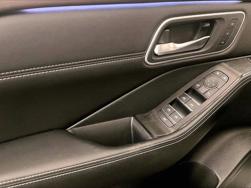 Used 2023 Nissan Rogue Platinum image 22