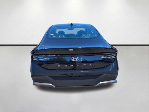 New 2026 Hyundai Sonata SE FWD image 6