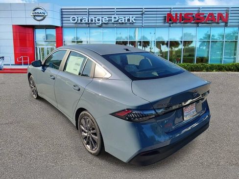 New 2026 Nissan Sentra SL w/ Floor Mat Package FWD image 3