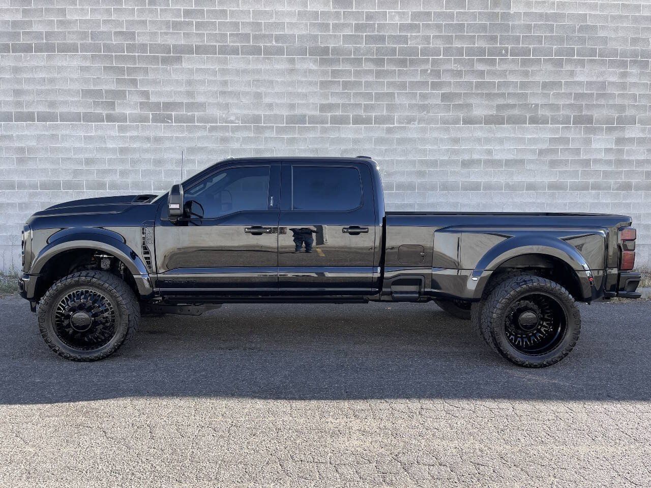 Used 2024 Ford F450 Platinum AWD/4WD image 37