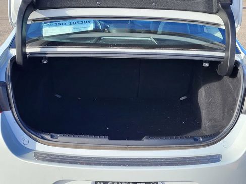 Used 2025 MAZDA MAZDA3 s image 28