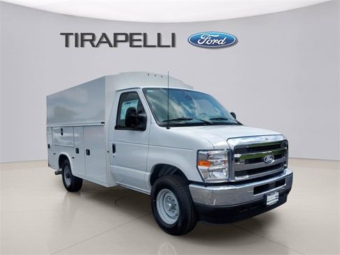 New 2026 Ford E-350 and Econoline 350 Super Duty w/ Power Equipment Group image 5