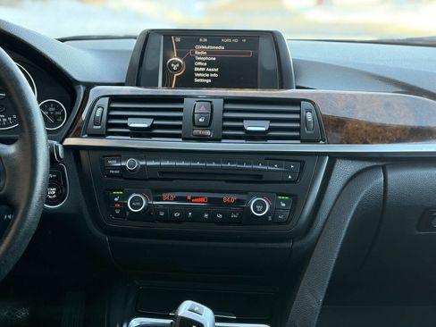 Used 2013 BMW 328i xDrive 328i xDrive AWD 4dr Sedan image 24