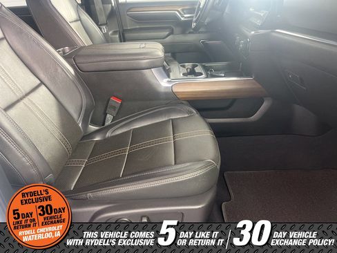 Used 2024 Chevrolet Silverado 2500 High Country w/ High Country Premium Package image 17