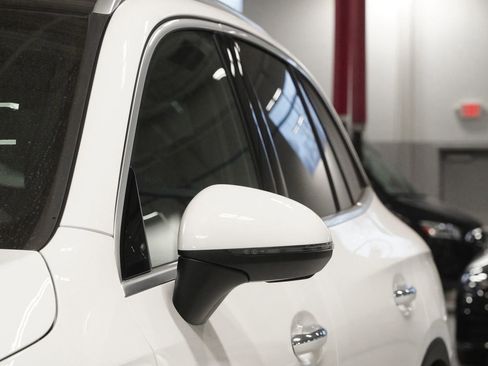 New 2026 Mercedes-Benz GLC 300 4MATIC image 9