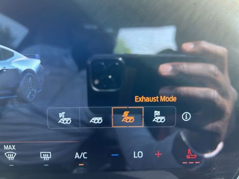 Used 2025 Ford Mustang GT Premium RWD image 44