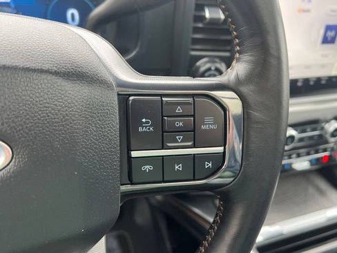 Used 2023 Ford F350 Platinum image 29