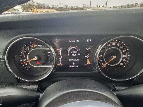 Used 2023 Jeep Gladiator Overland w/ Popular Equipment Package image 21